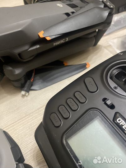 Квадрокоптер dji мавик 3