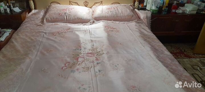 Покрывало на 2 х спальную кровать новое