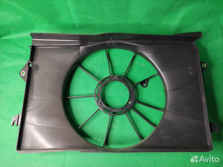 Диффузор радиатора toyota corolla