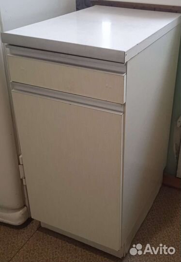 Шкаф кухонный напольный