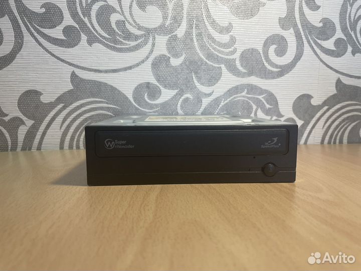 DVD привод для пк+sata