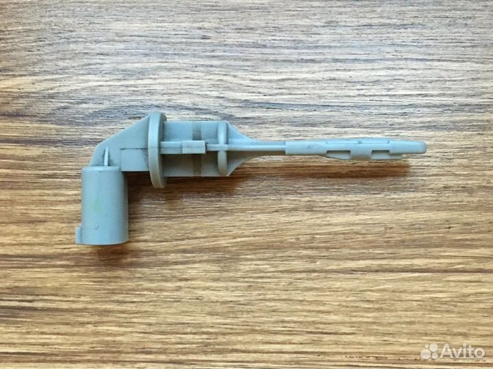 Датчик уровня омывающей жидкости BMW E87