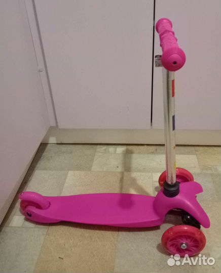 Самокат детский трехколесный