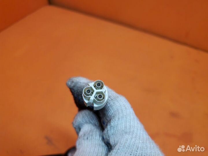 Антенна Hummer H3 2006