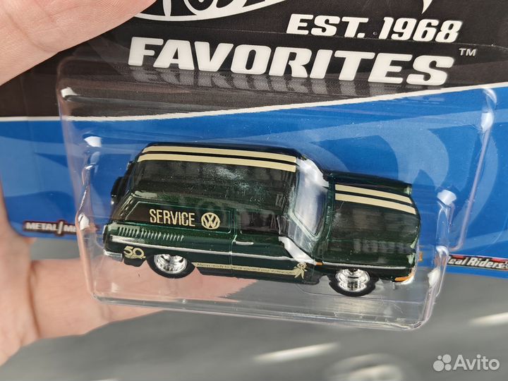 '69 Volkswagen Squareback - Hot Wheels Premium