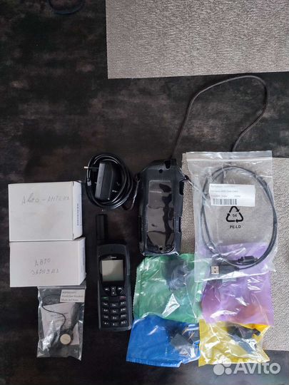 Спутниковый телефон iridium 9555