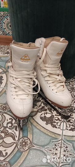 Фигурные коньки jackson artiste