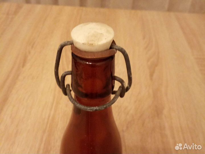 Керамические и стеклянные бутыли коллекционные