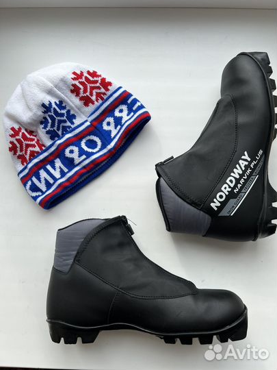 Лыжные ботинки 39 40 лыжное снаряжение