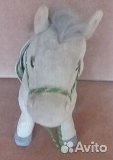 Мягкая игрушка говорящая лошадка