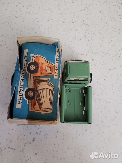 Грузовик СССР бортовой новый в коробке