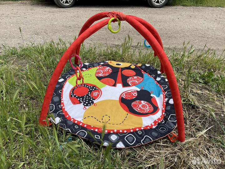 Развивающий коврик для младенца