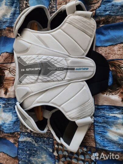 Нагрудник хоккейный бауер нексус 1000 SR М