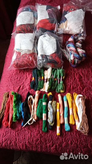 Салфетки,шапочки,ажурные. Нитки вышивка и штопка