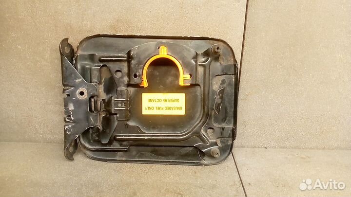 Лючок бензобака Nissan Almera Classic B10