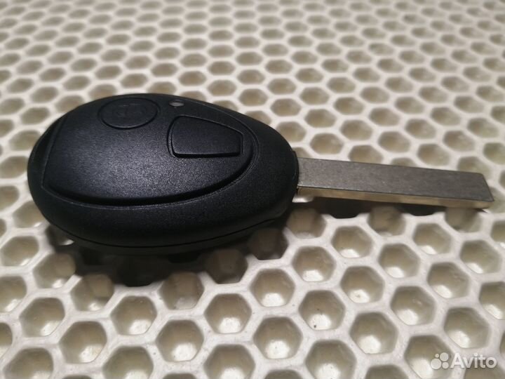 Land rover чип ключ 2 кнопки с barcode