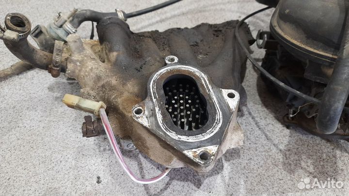 Моновпрыск в сборе WV Passat b4 1.8 ADZ