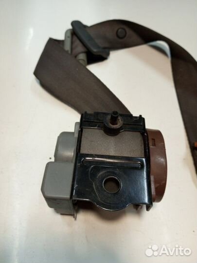 Ремень безопасности задний левый Kia Spectra седан