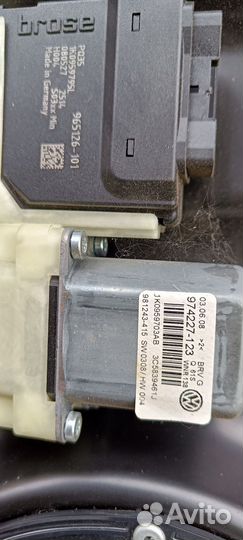 Стеклоподъёмник VW Passat B6