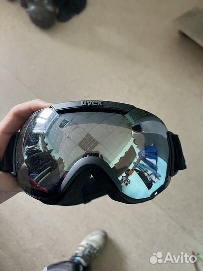 Горнолыжные очки uvex