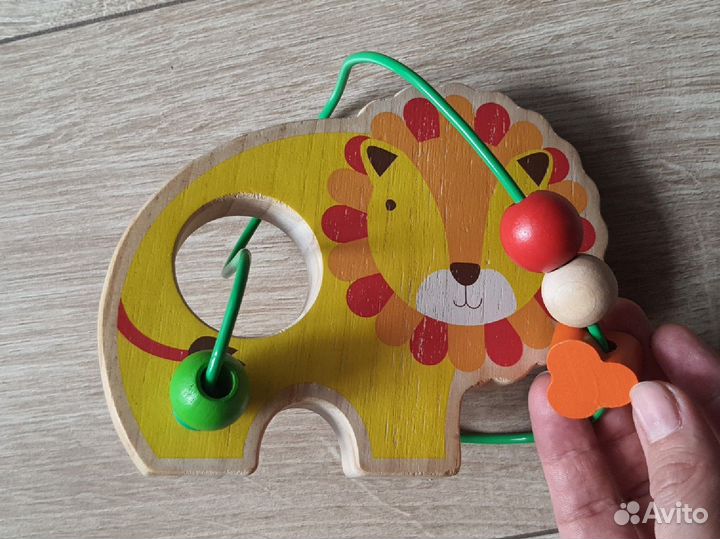 Лев- развивающая игрушка
