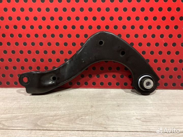 Рычаг задний левый Lexus Es axzh10 2019