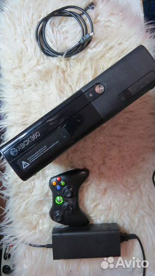 Xbox 360 E 500gb freeboot + 90 игр