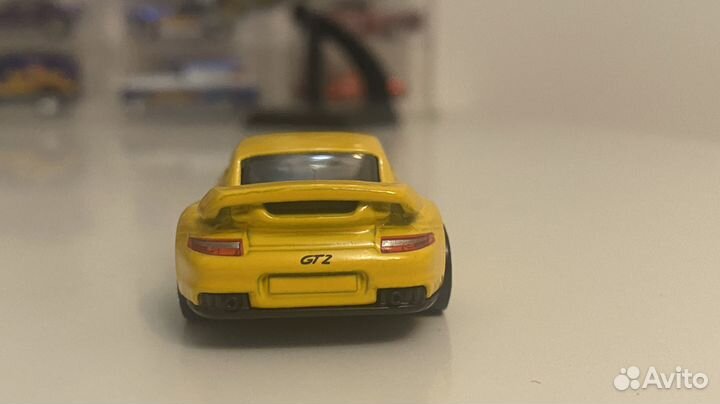 Hot Wheels Porsche 911 GT2