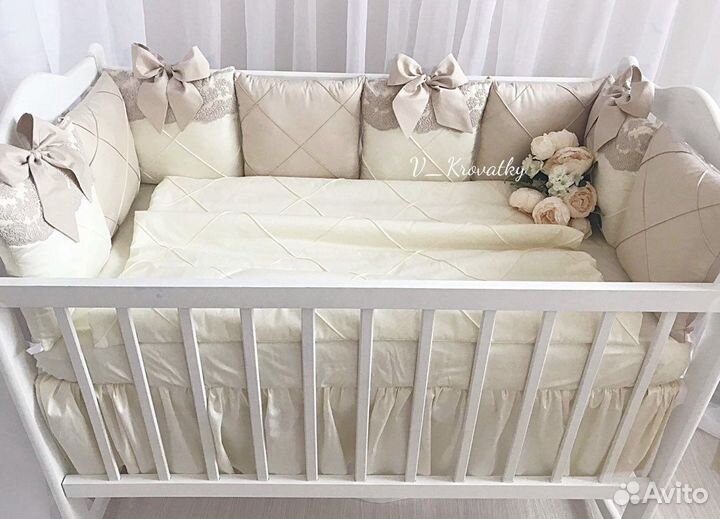 Бортики в кроватку новые