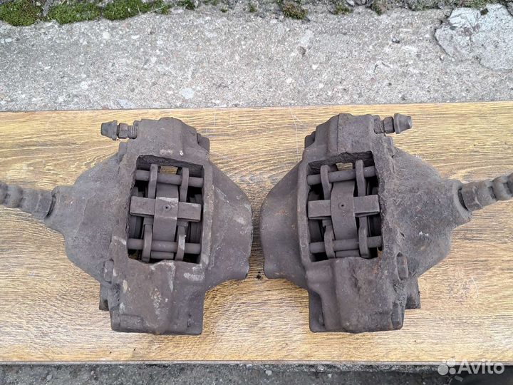 Задние суппорта на Мерседес c-класс w202