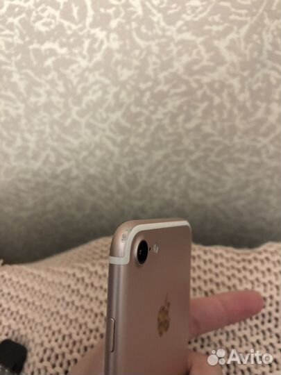 iPhone 7, 32 ГБ