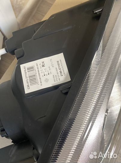 Фара на гранту левая и правая