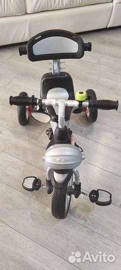 Трехколесный велосипед