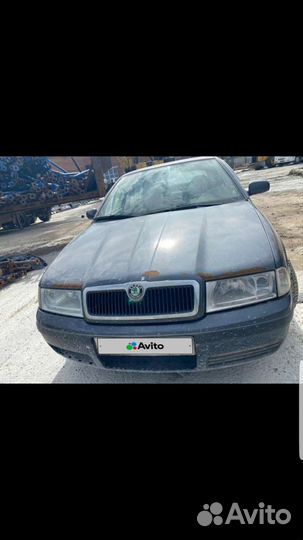Skoda Octavia 1.6 МТ, 2008, 195 000 км