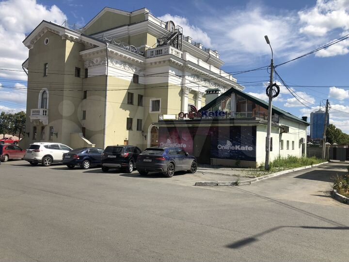 Торговая площадь, 240 м²