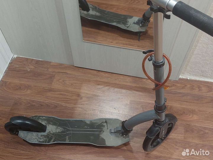 Трюковой самокат