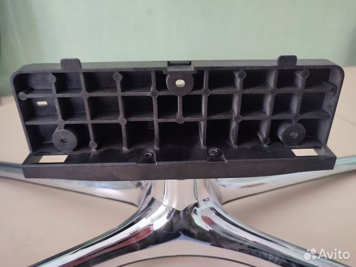 Подставка для телевизора