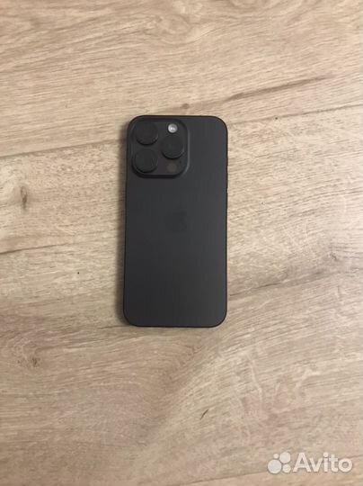 iPhone 15 Pro, 256 ГБ