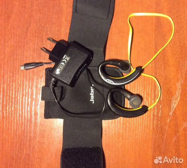 Беспроводные наушники