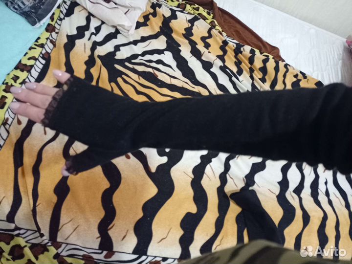 Перчатки длинные