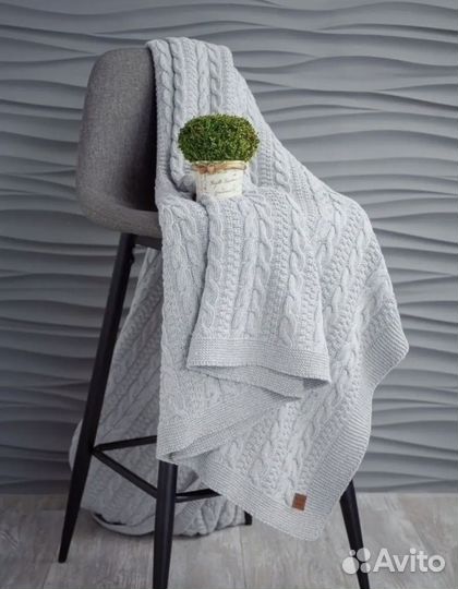 Плед вязаный с косами 220*240см