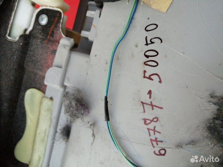 Облицовка двери задняя правая Lexus Ls