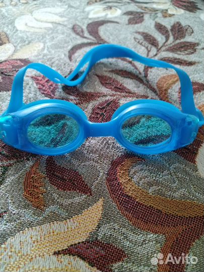 Очки для бассейна