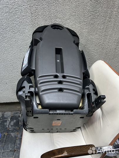 Детское автокресло бмв 22-36 кг