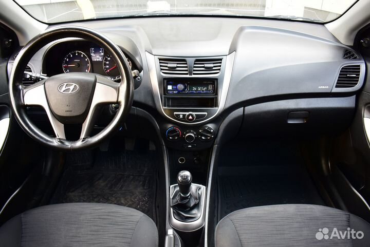 Hyundai Solaris 1.4 МТ, 2015, 127 839 км