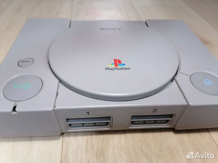 Игровая приставка ps1