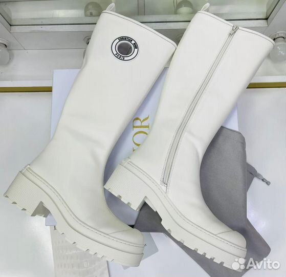 Высокик сапоги Dior (белые/черные)