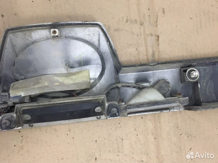 Накладка 5-й двери Toyota 4Runner (2608)