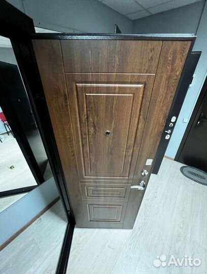 Тёплаякачественнаятолстая дверь входная с доставко
