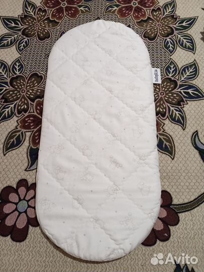 В детскую коляску матрас и матрас большой